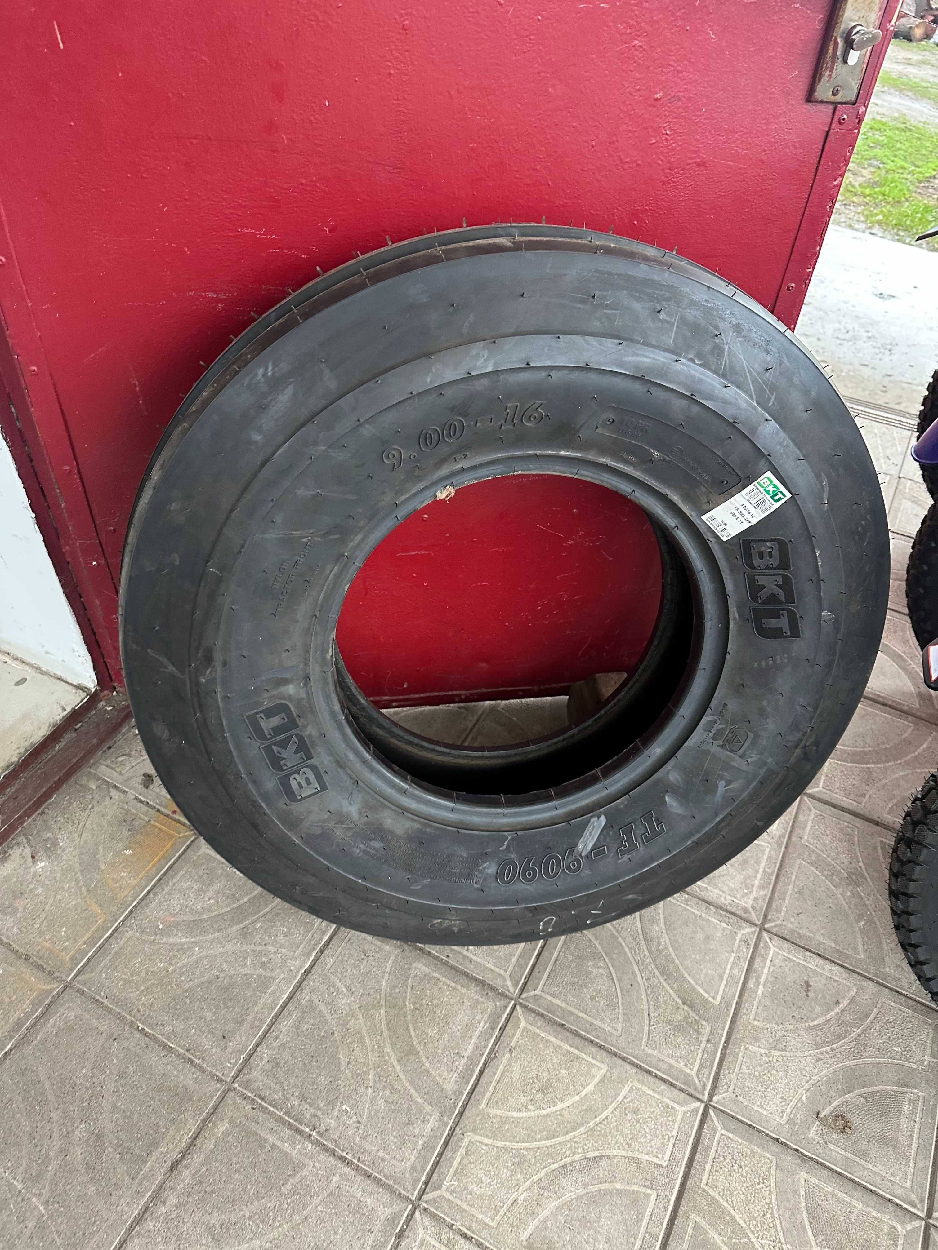 Колесо Резина прицепа 2ПТС-4     9.00 - 16