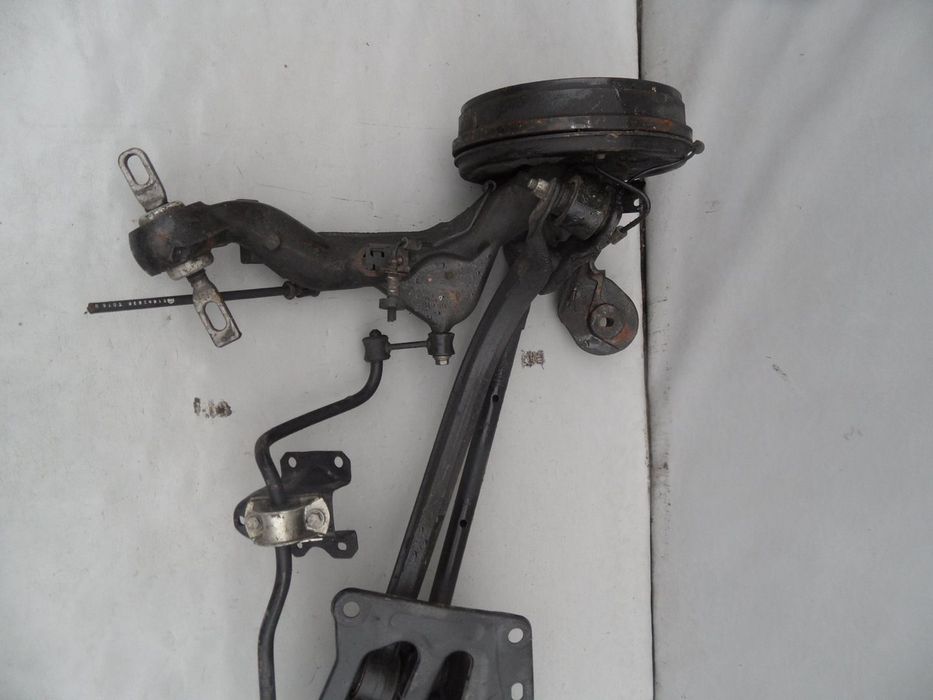 ZAWIESZENIE PRAWY TYŁ WAHACZ FIAT DOBLO II MAXI