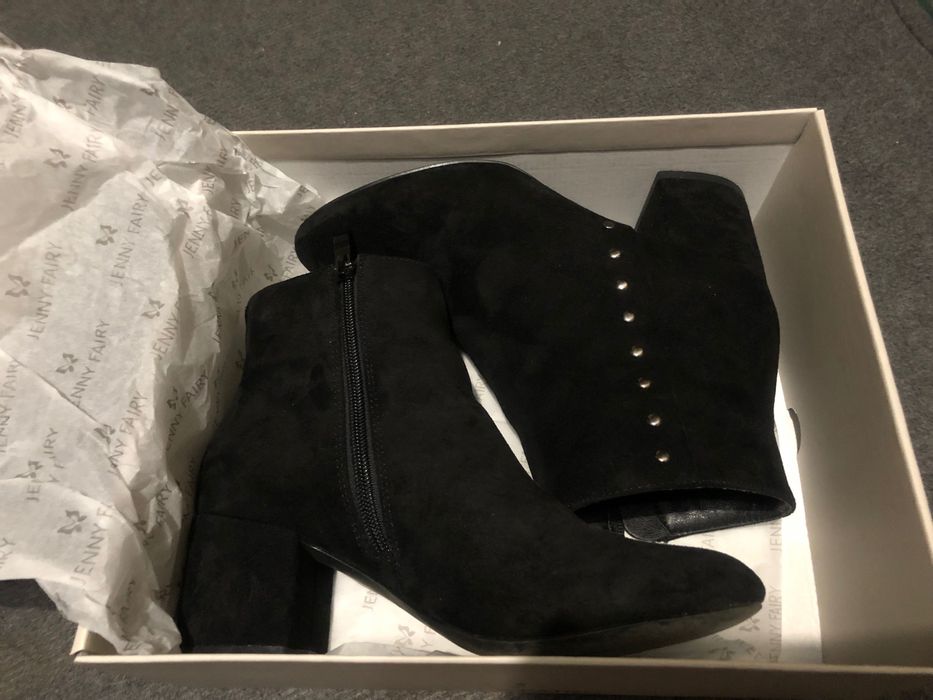 Ботинки на каблуку