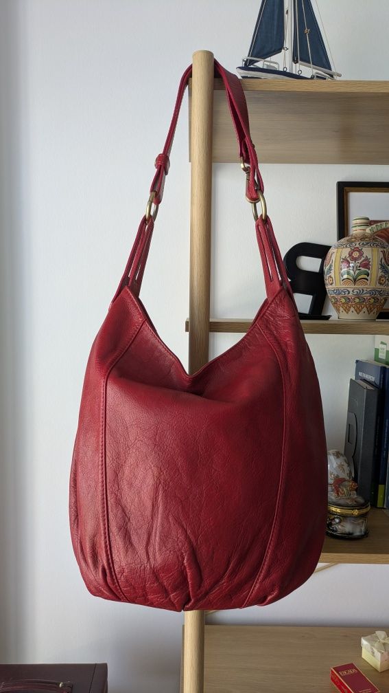 Czerwona skórzana torebka bardzo pojemna boho hobo