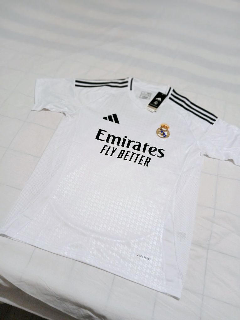 Camisola Real Madrid Oficial - Branca, Tamanho L