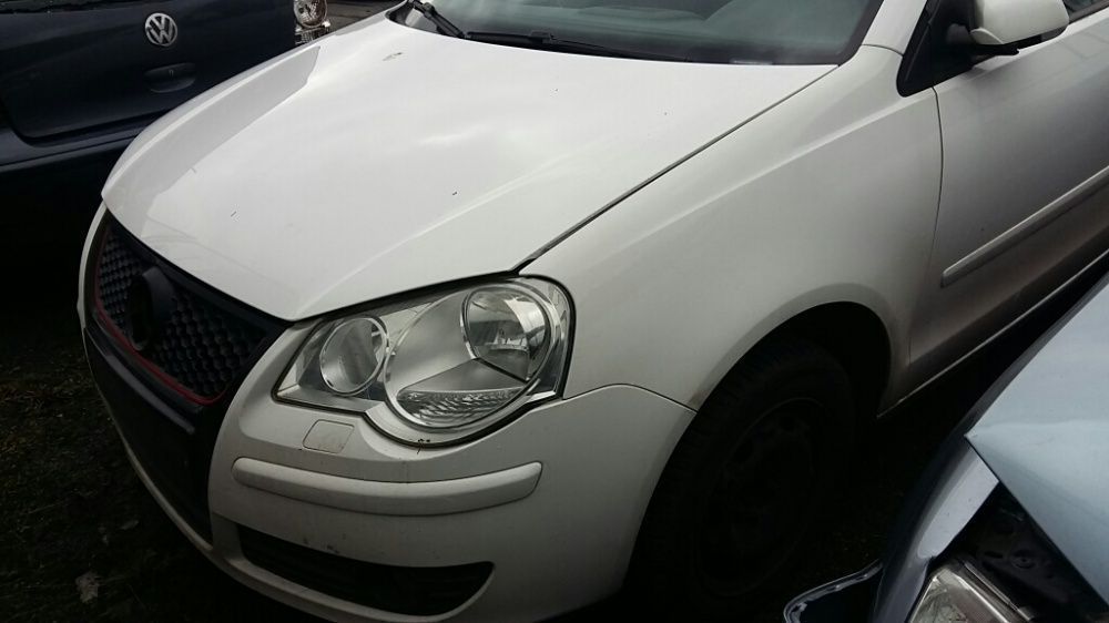 VW Polo Nr.Lak.LB9A Części blacharskie mechaniczne silnik skrzynia