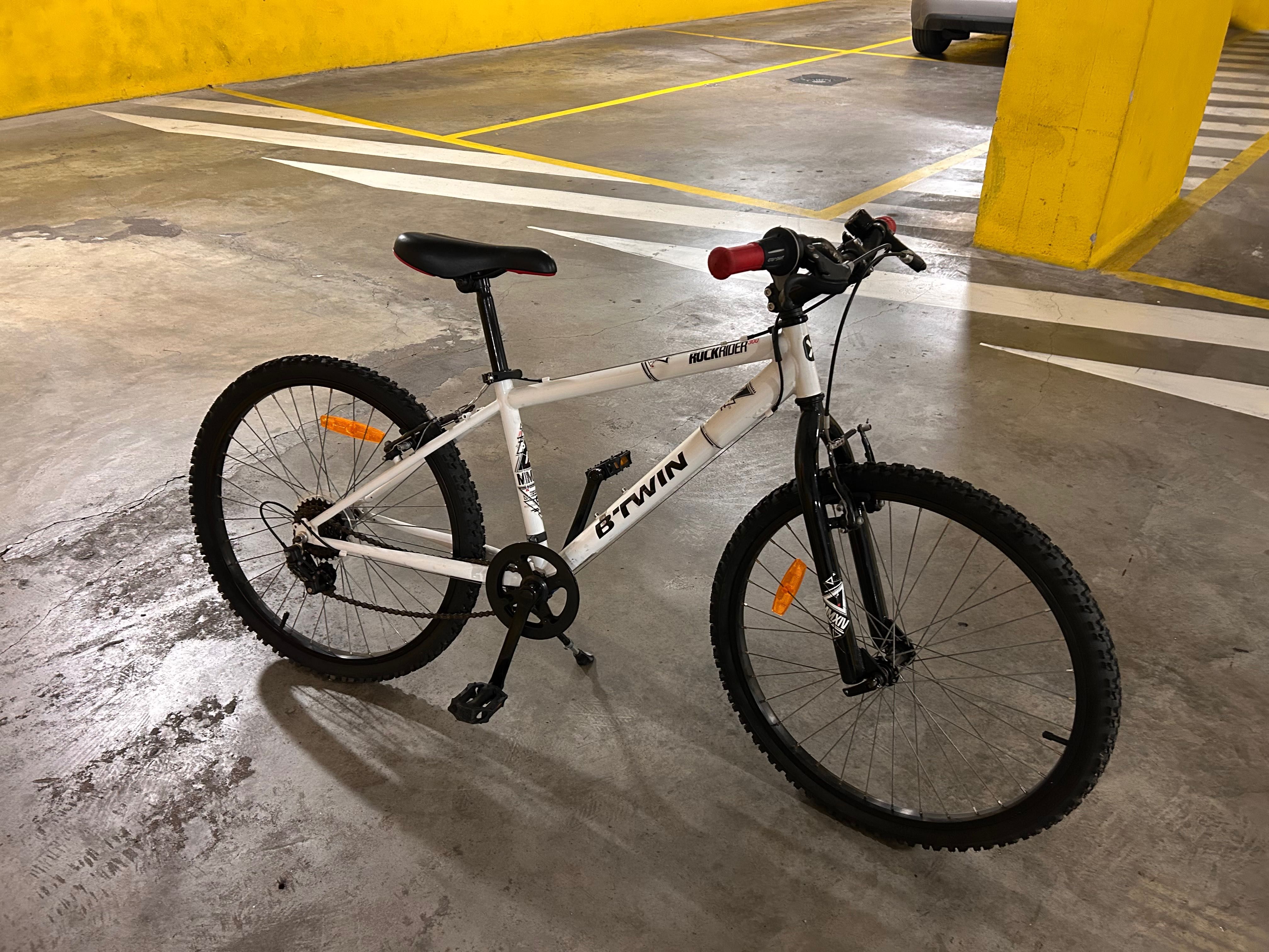 Bicicleta B’ Twin Rockrider 300