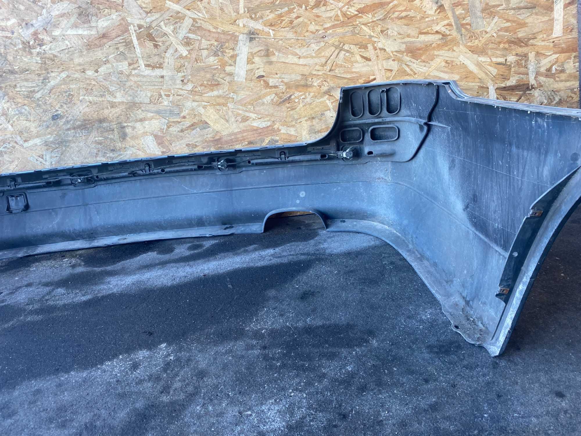 Parachoques Traseiro BMW E61 Touring 520 530