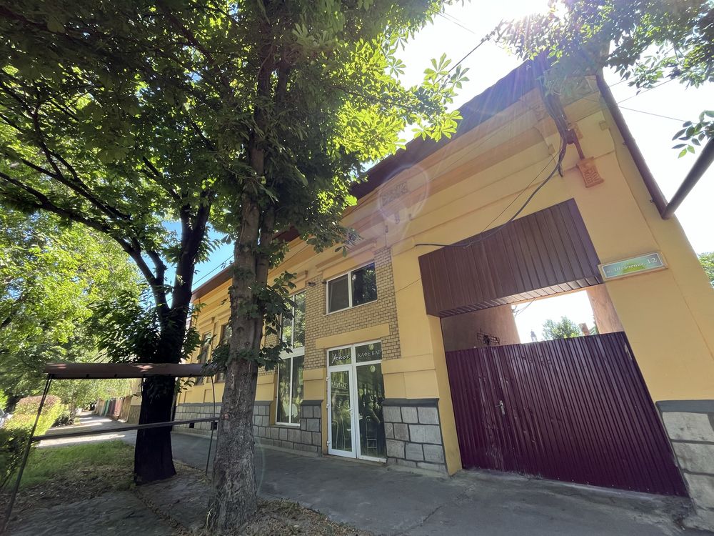 Паб бар кафе 100 м2 Шевченка 12 Центр Берегово