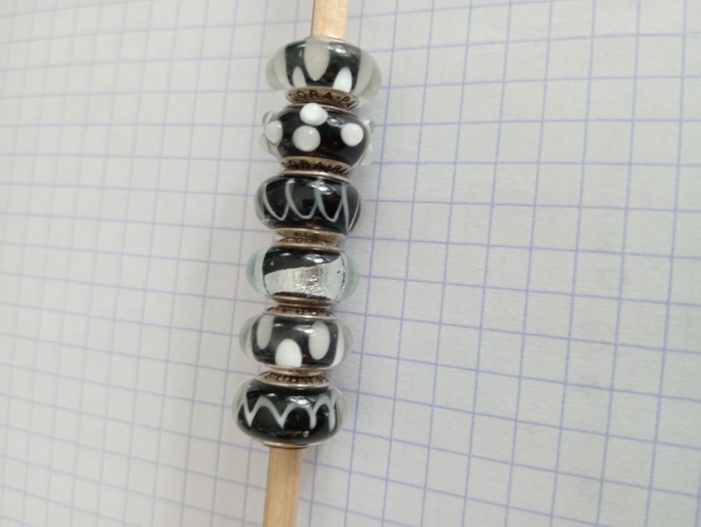 Charmsy Pandora 6szt
