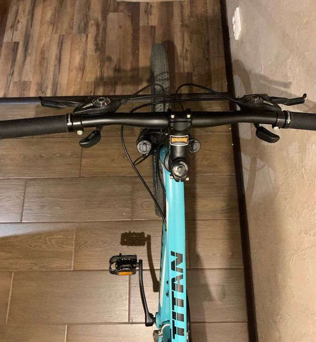 Продам велосипед TITAN  SCORPION