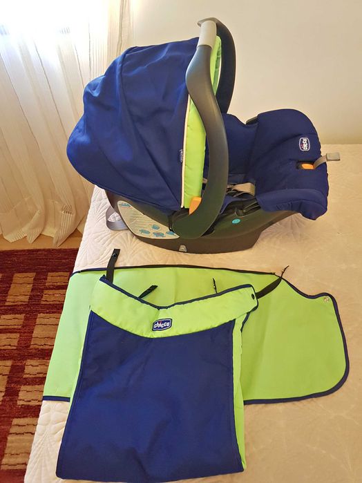 Carrinho de Bebé Chicco com alcofa