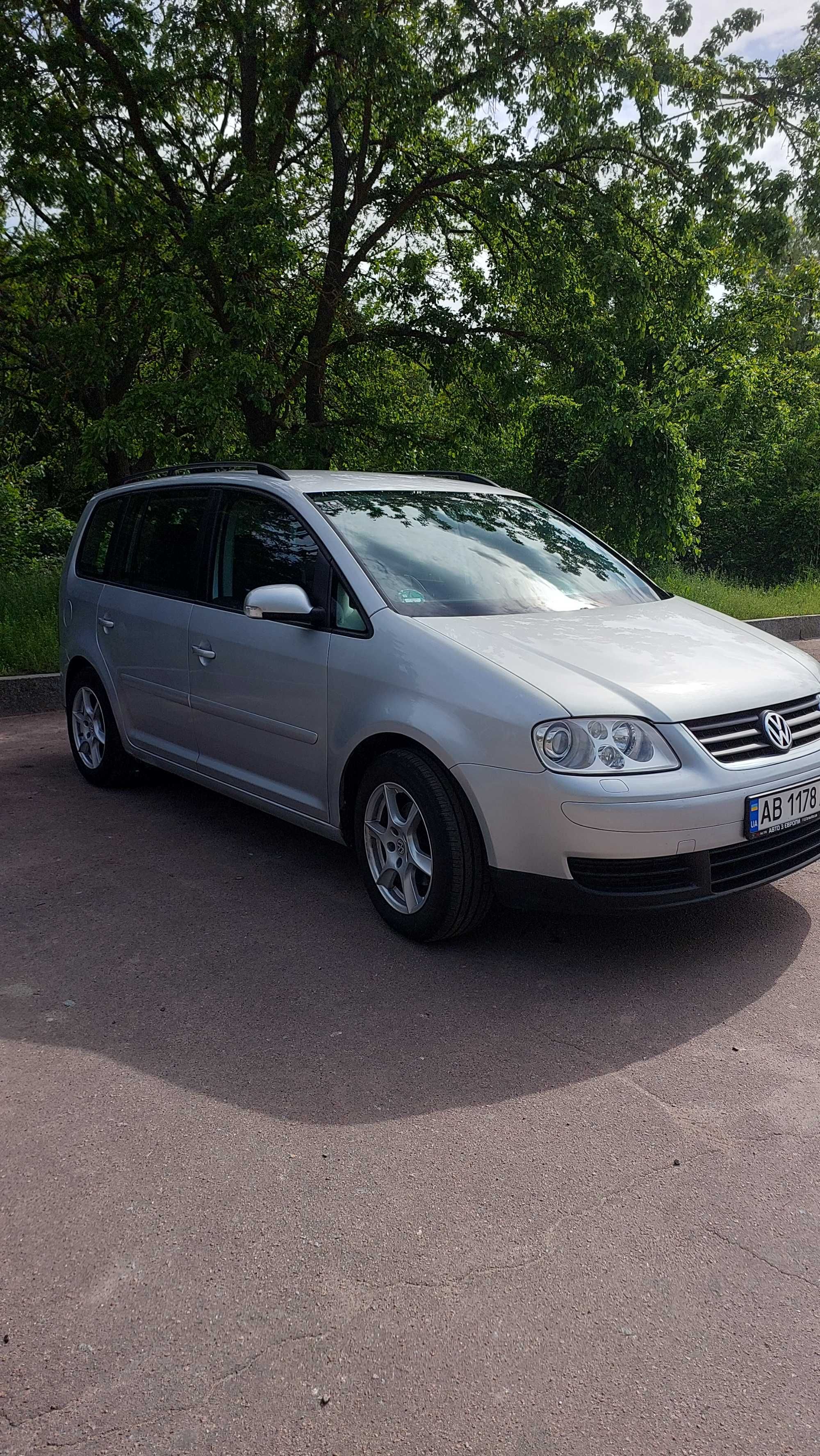 Volkswagen TOURAN 2.0 TDI 2006р автомат DSG6