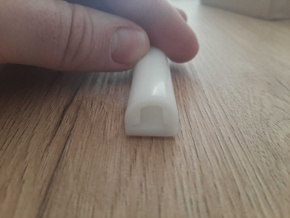 Tuba wąż silikonowy elastyczny do taśm LED szer 10mm WS2812 SK6812