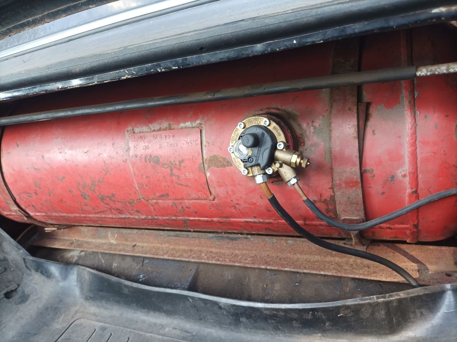 Продам газовый баллон 72 литра