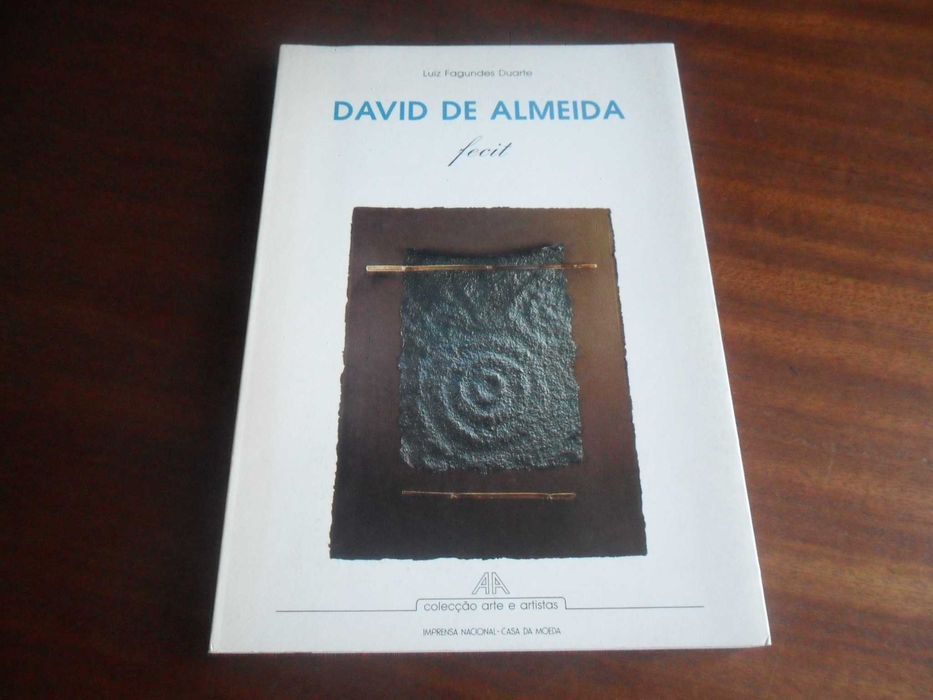 "David de Almeida - Fecit" de Luiz Fagundes Duarte - 1ª Edição de 1986
