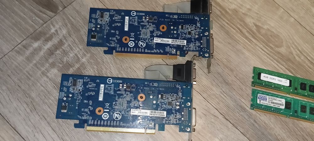 Видеокарта Gigabyte GeForce 210 и ОЗУ DDR3 4gb