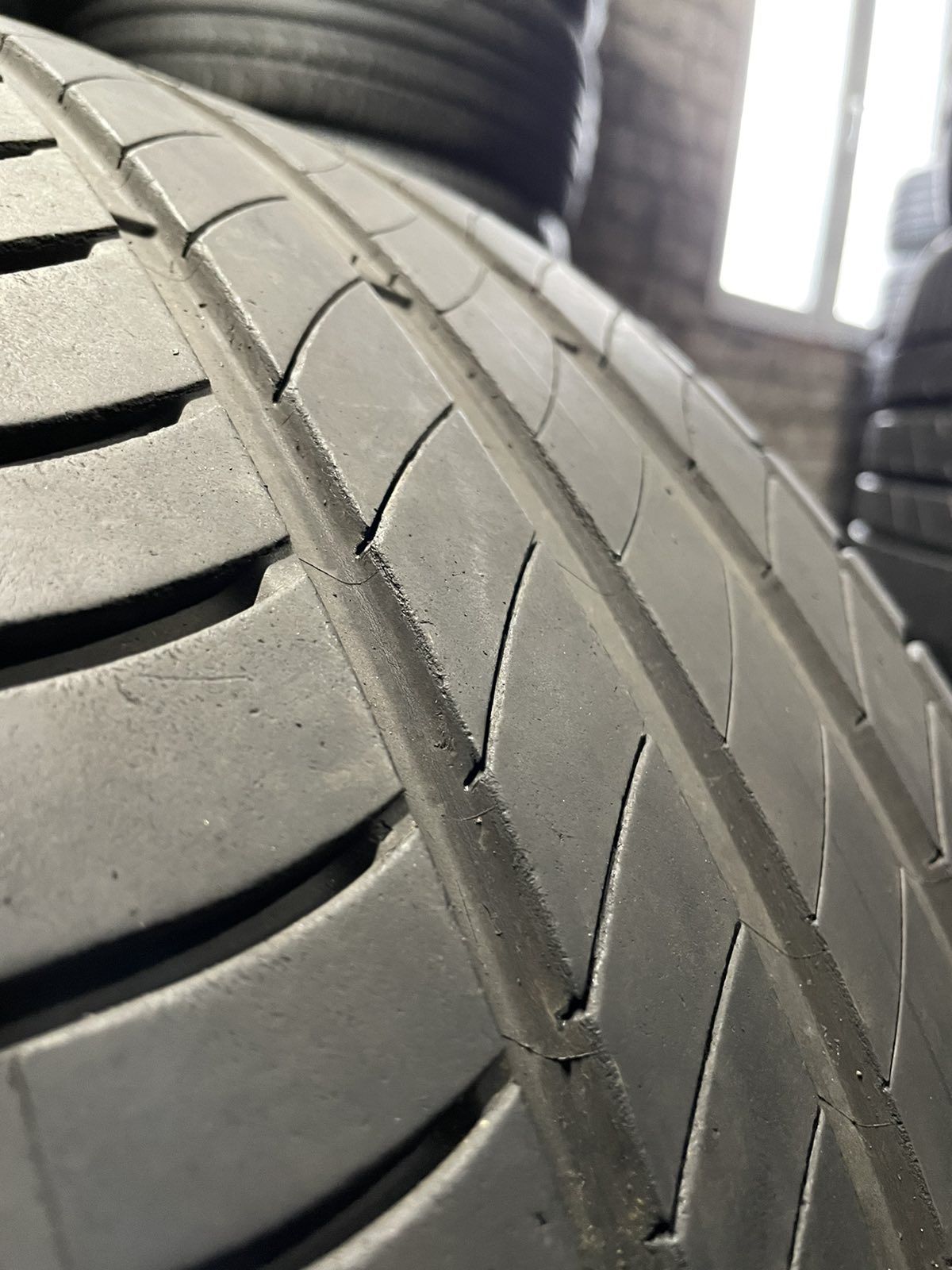 235/55 R18 Michelin Primacy 4 VOL (Літні автошини бу) Склад