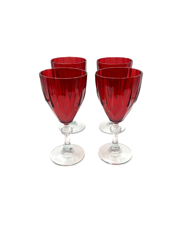 Quatro copos cristal vermelho