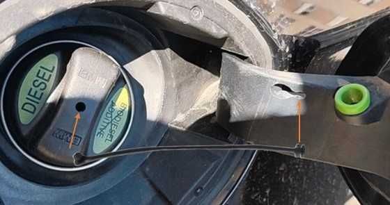 Cabo do tampão do tanque de combustível - BMW 016117193372