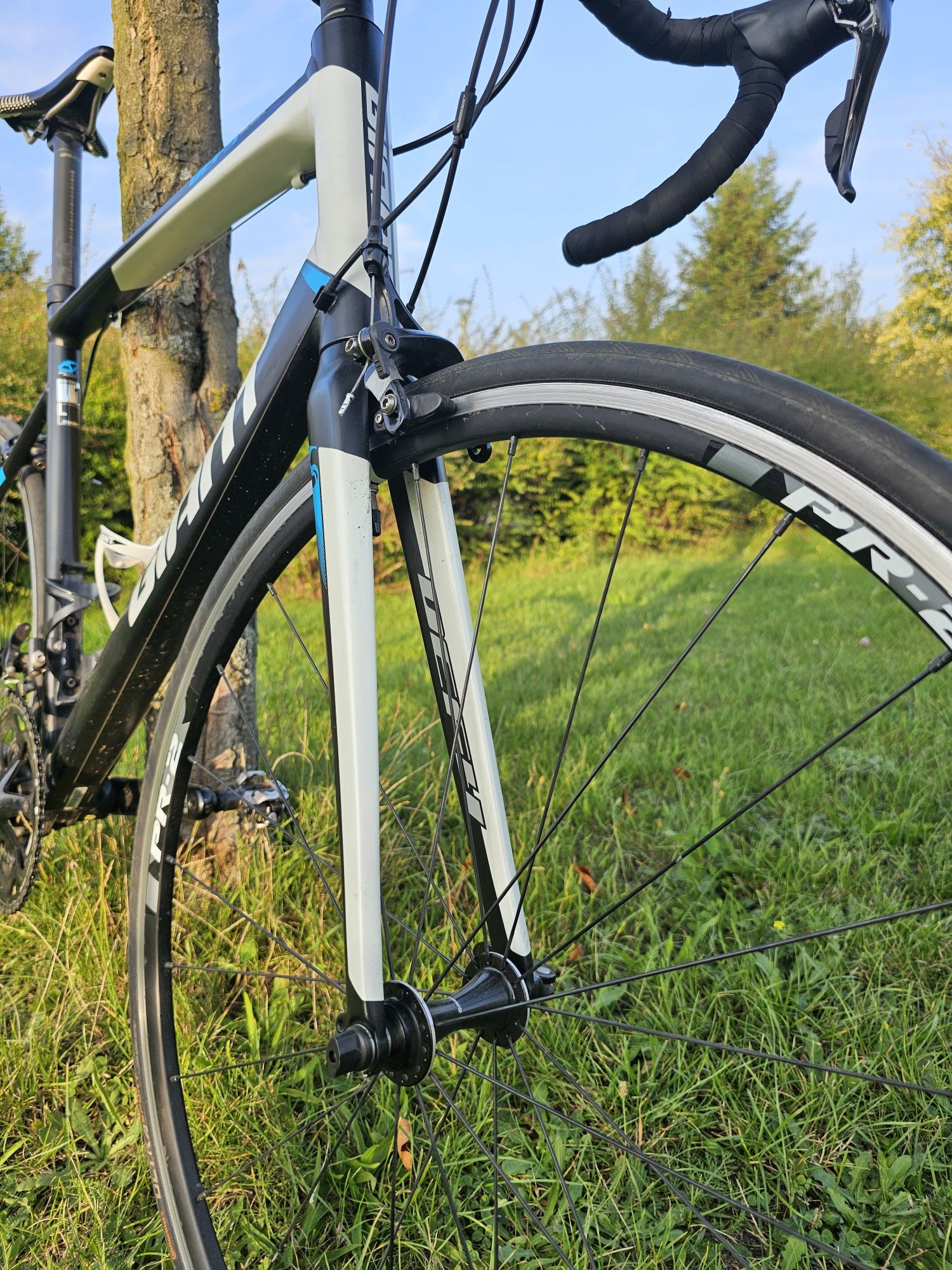 Rower szosowy Giant Defy 1 shimano 105 rozmiar L