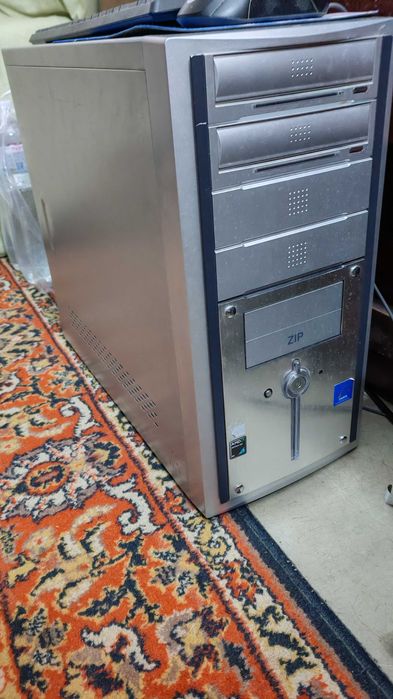 Игровой ПК в сборе Core i5 9400f ,DDR4 16Gb,RX570 8GB с монитором 21.5