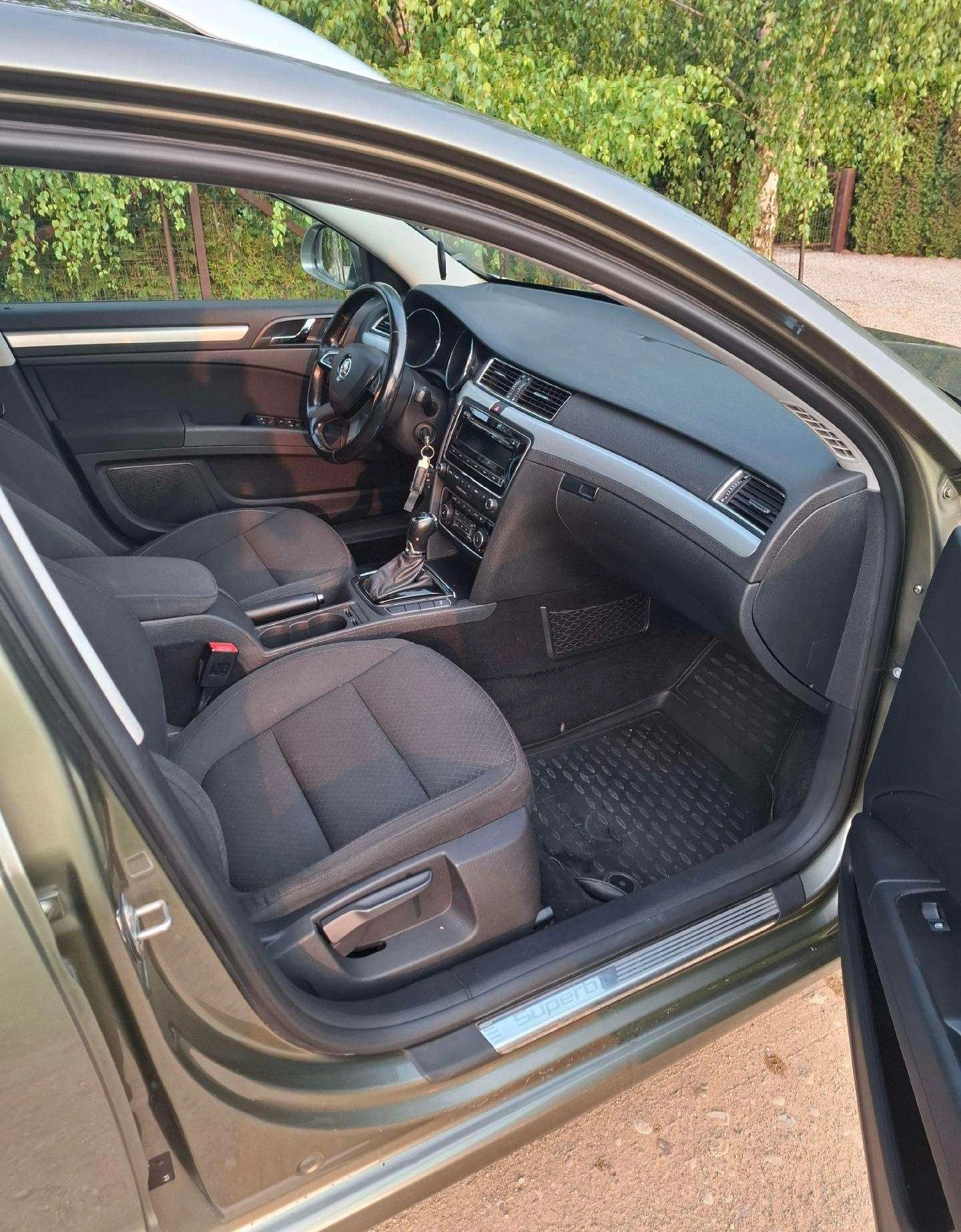 Skoda Superb 2.0 2014