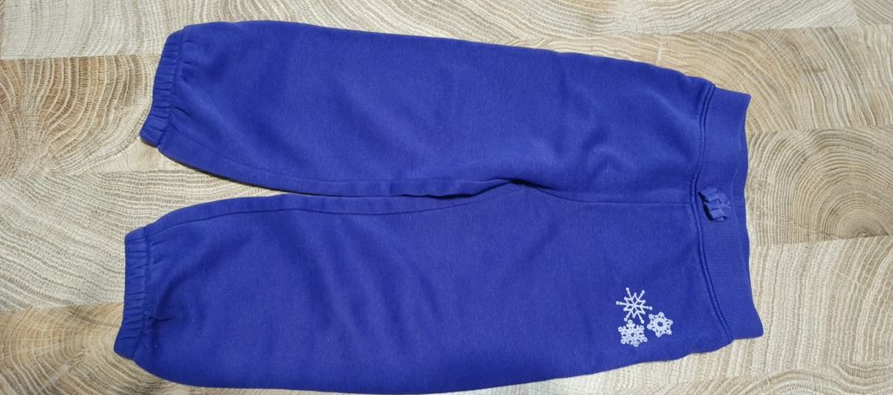 Zestaw ubranek dla dziewczynki 98