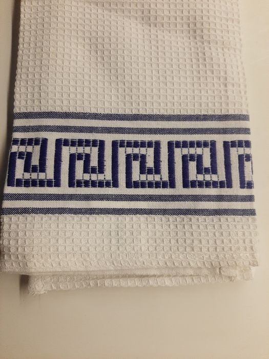 Pamiątka z Grecji ściereczka haftowana biała