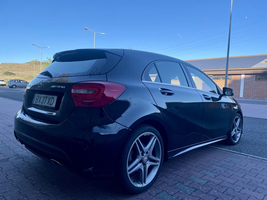 Mercedes A200 AMG Leds Est. c/ Pele Alcantra Camera Traseira