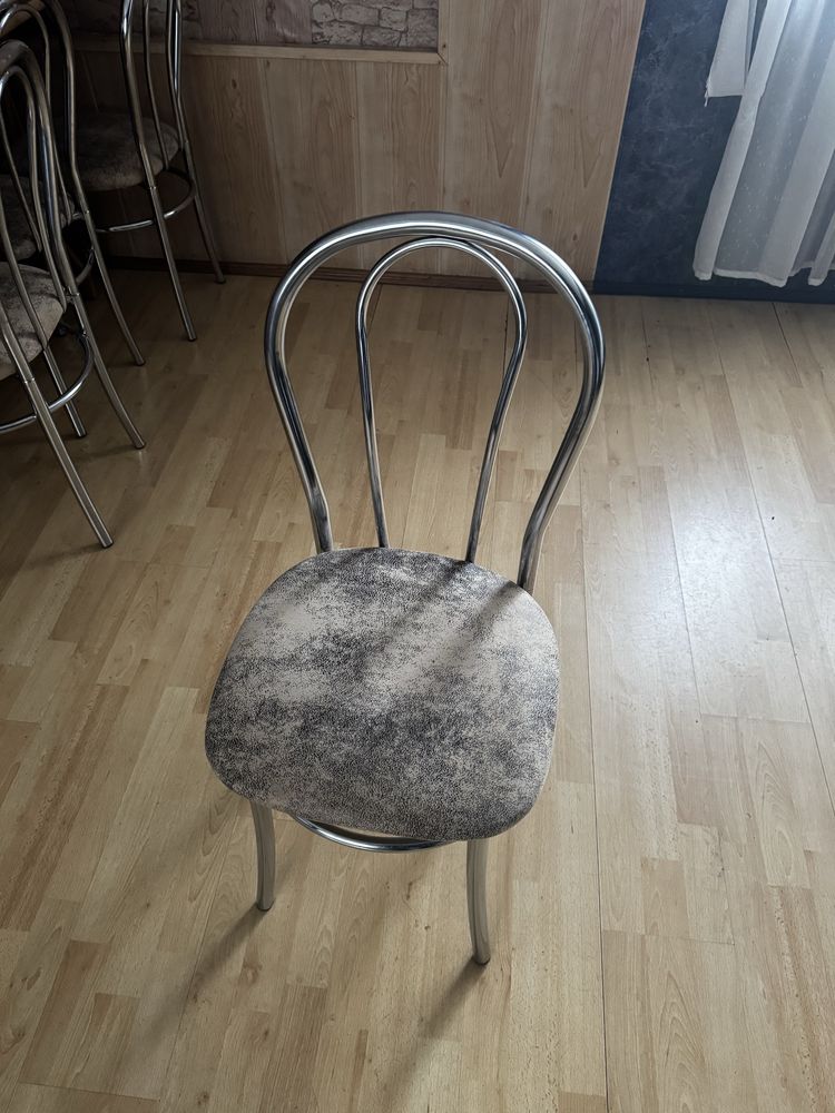 Do sprzedania stół z plyty MDF duza ilość rozmiar 80x105