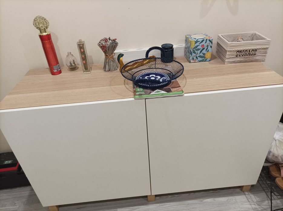 Armário Aparador IKEA Branco com Carvalho