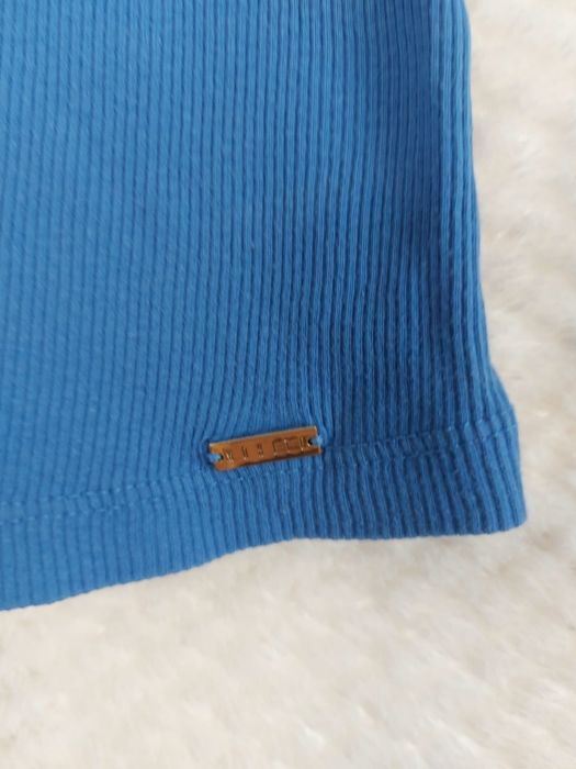 T-shirt bez rękawów, top. Mohito. Rozmiar M