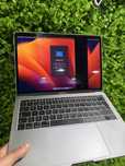 Macbook pro A1708
