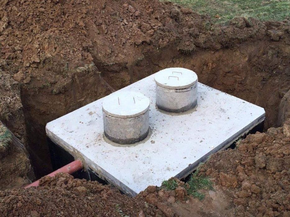 szambo betonowe szczelne zbiornik producent montaż transport wykop