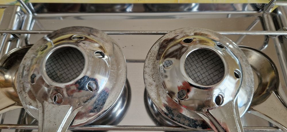 Grelhador de mesa com pedra