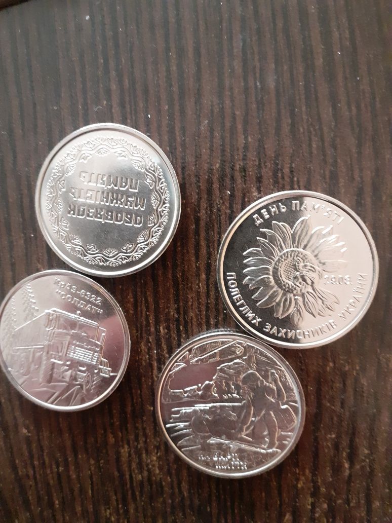 Монета 10 гривен.