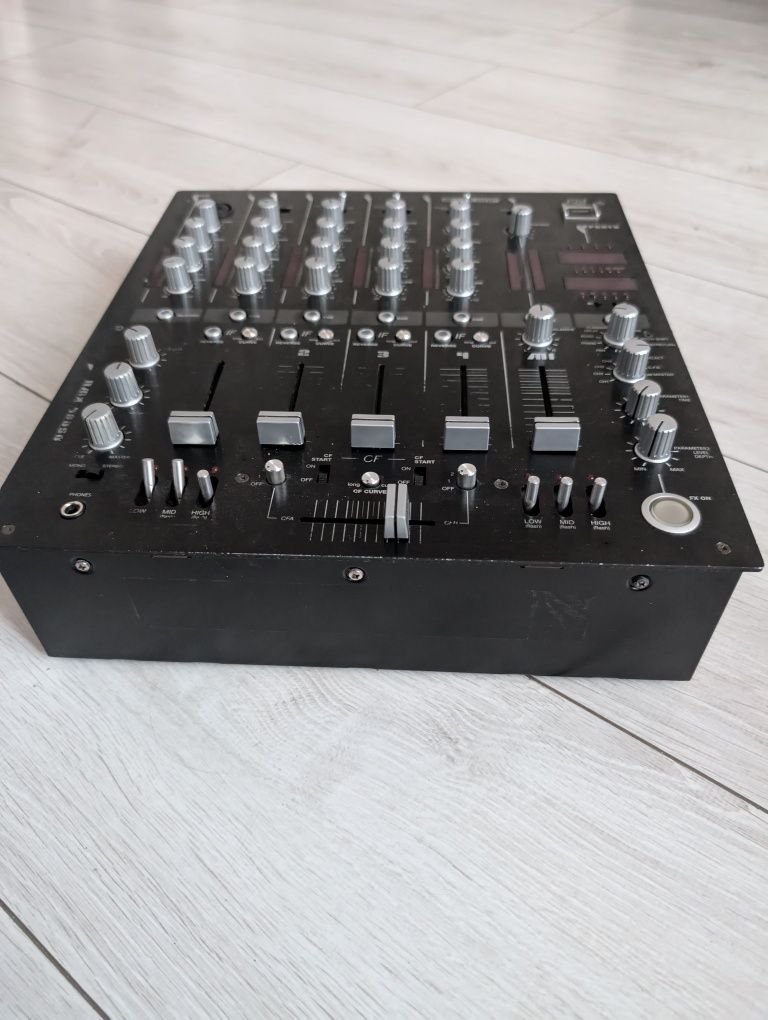 Mixer  Mikser DJ Reloop RMX 40 USB