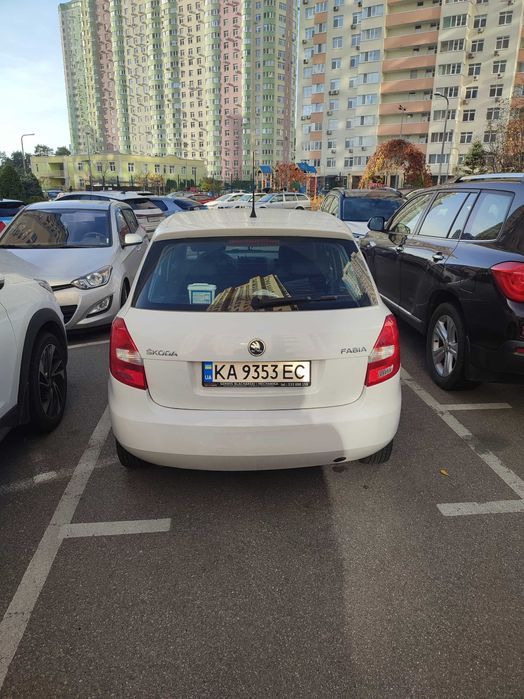 Шкода Фабія 2014 продається