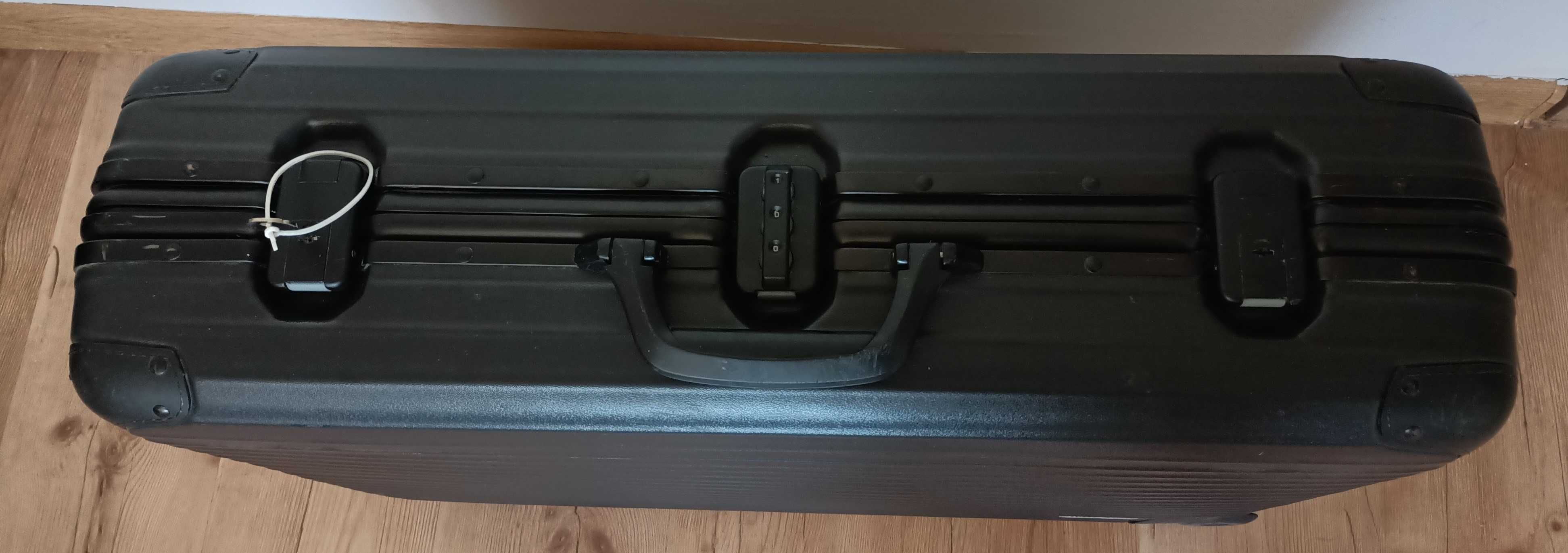 Rimowa - walizka szyfr kółka