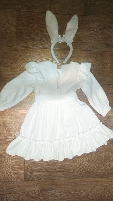 Костюм зайчишки для дівчинки