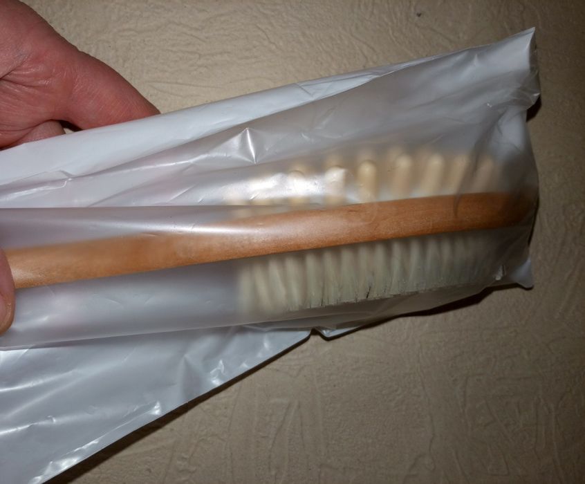 Щітка для тіла з дерев’яною ручкою (2-в-1)

Нова щітка для тіла з довг