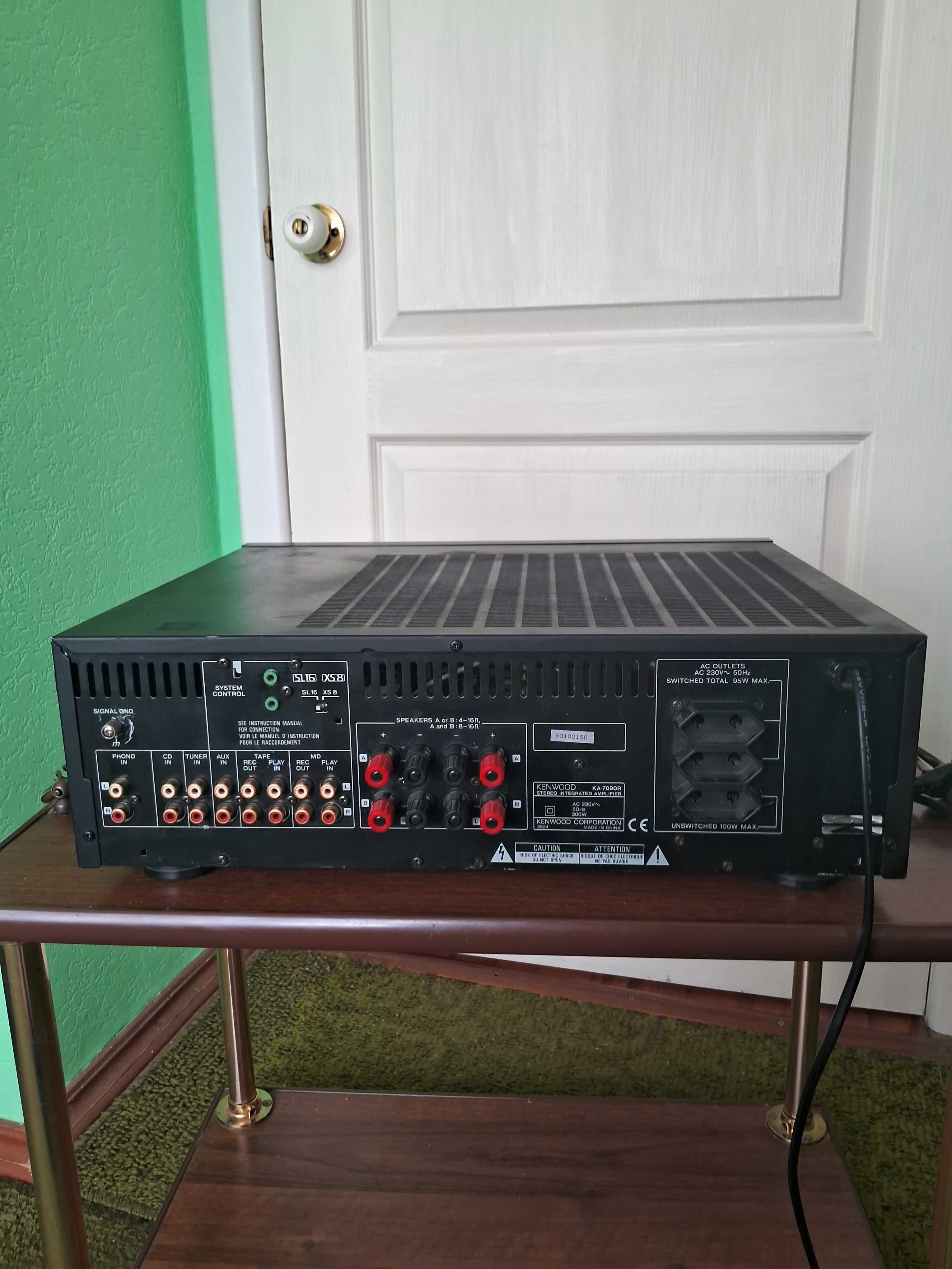 Підсилювач KENWOOD KA-7090R.