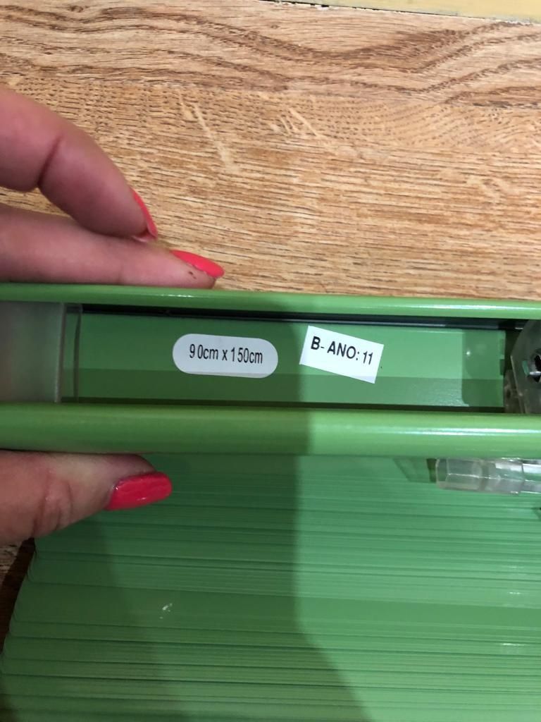 Żaluzja aluminiowa LEROY 25 mm w kolorze zielonym