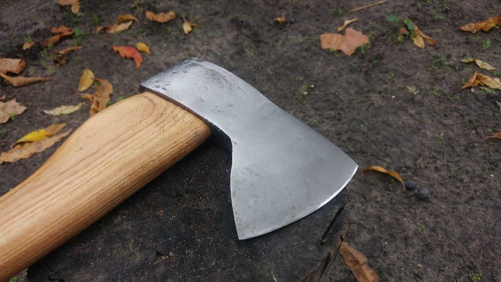 Siekiera Oberharzer Bison 800