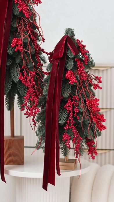 Новорічні  віночки,  декор