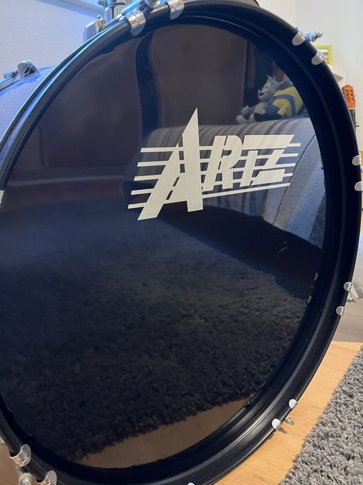 Baterial Musical ARTZ - Excelente Estado - Com Acessoriós - Negociável