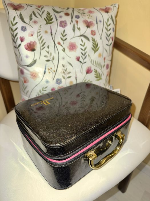 Patricia Ledo шкатулка чемодан для косметики косметичка