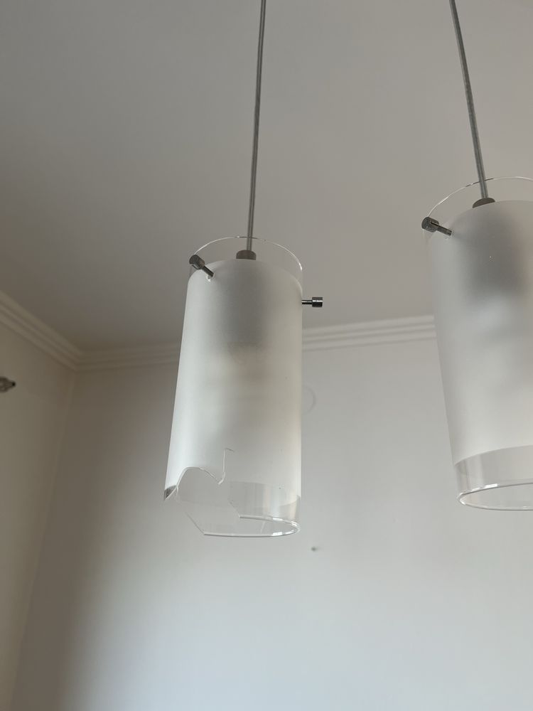 Sprzedam lampy do salonu cały komplet