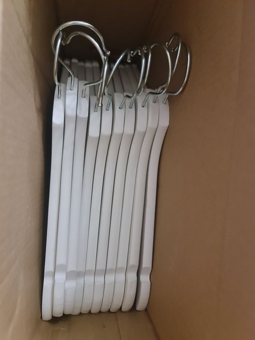 Wieszaki drewniane Ikea Bumerang 33 sztuki