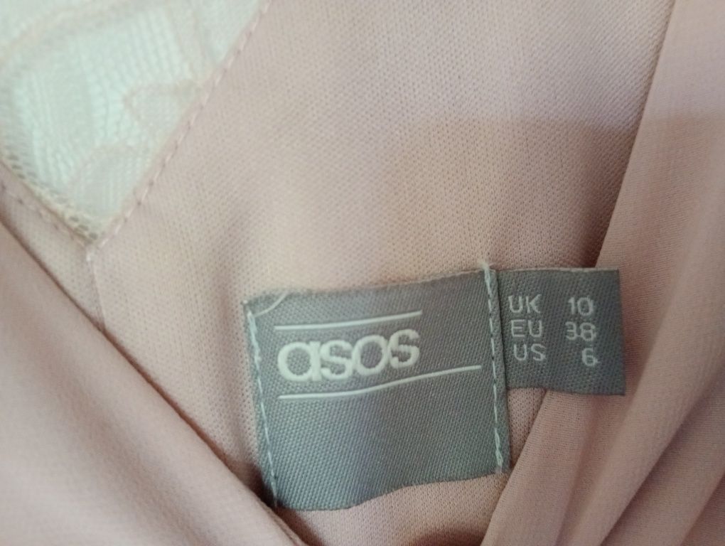 Elegancka pudrowa sukienka ASOS midi rozm. S/M jak nowa z koronką