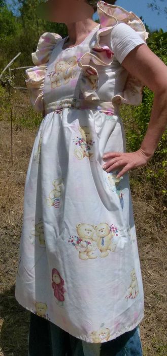 Avental de lã cottagecore feito à mão com ursinhos fofos