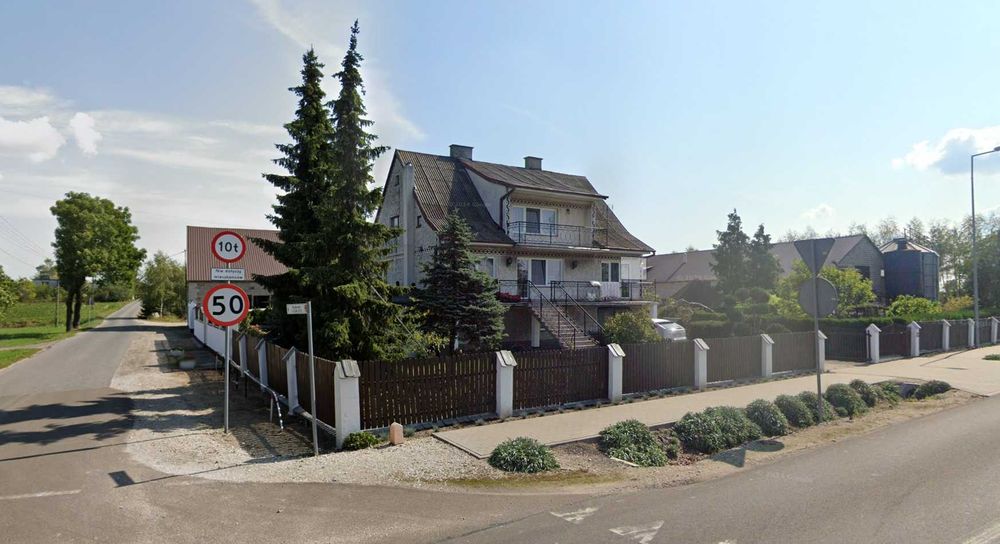 Dom z zabudowaniami oraz 20 ha ziemi