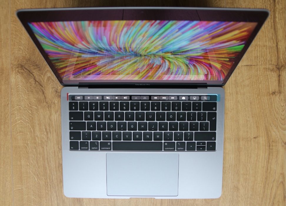 FAKTURA !!! Apple MacBook Pro 13,3' 2019 16GB / 128GB - 100% ODNOWIONY